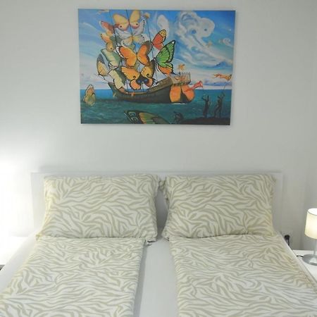 Dekart 2 Apartment Ni Eksteriør bilde
