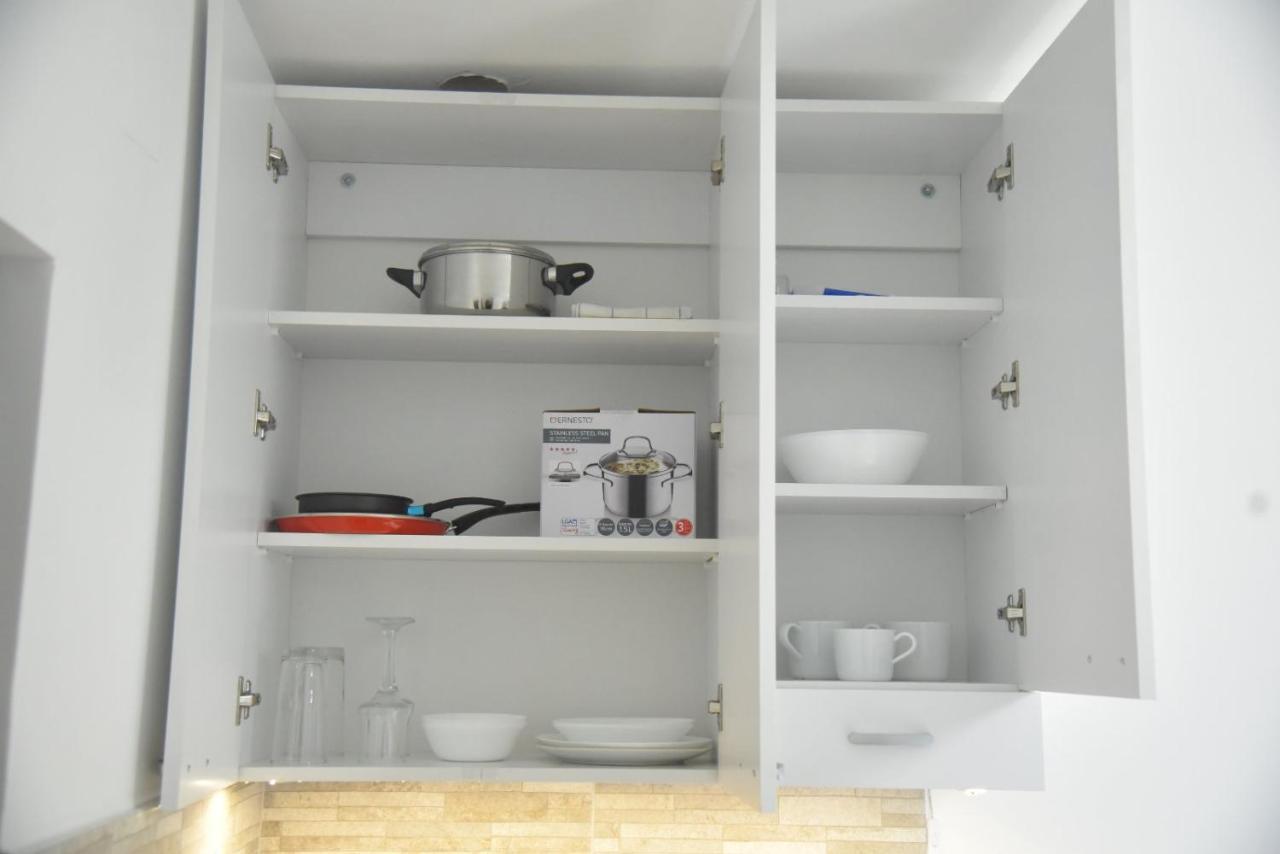 Dekart 2 Apartment Ni Eksteriør bilde